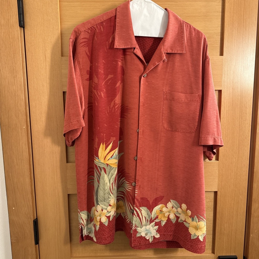 Tommy Bahama Shirt Mens Medium Rusty Red Hawaiian 100% Silk Floral  FLAW